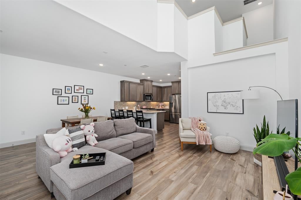 6153 Roper Road, McKinney