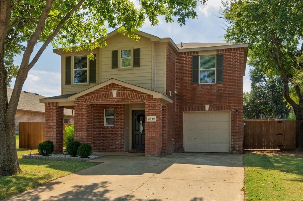 2440 Tan Oak Drive, Dallas