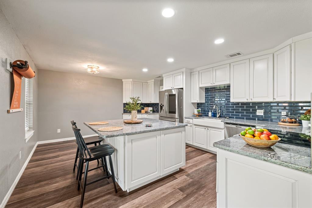 7417 Meadowdale Drive, Watauga