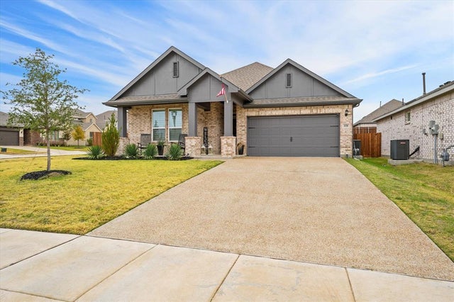 4106 Mockingbird Lane, Melissa