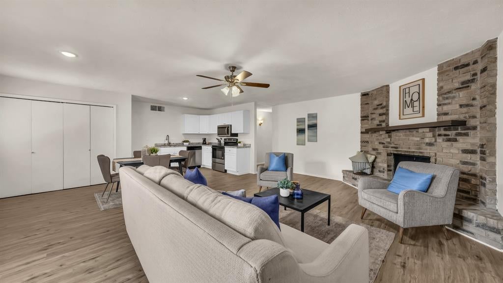 1130 Clark Trail, Grand Prairie