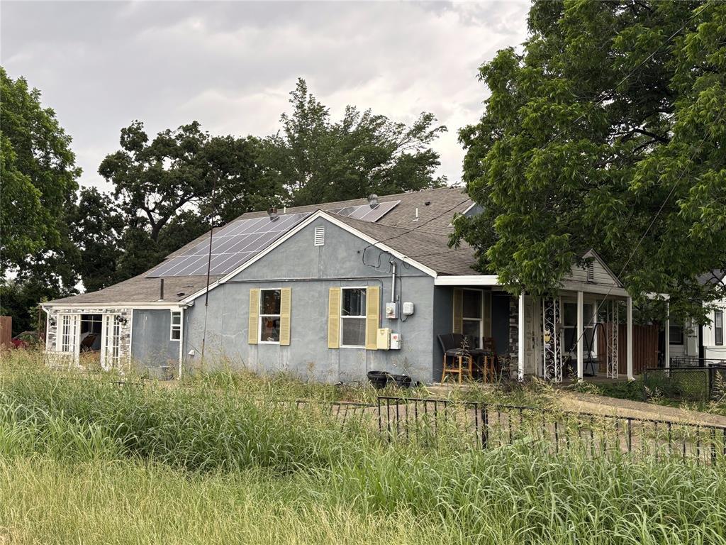 301 Thompson Street, Irving