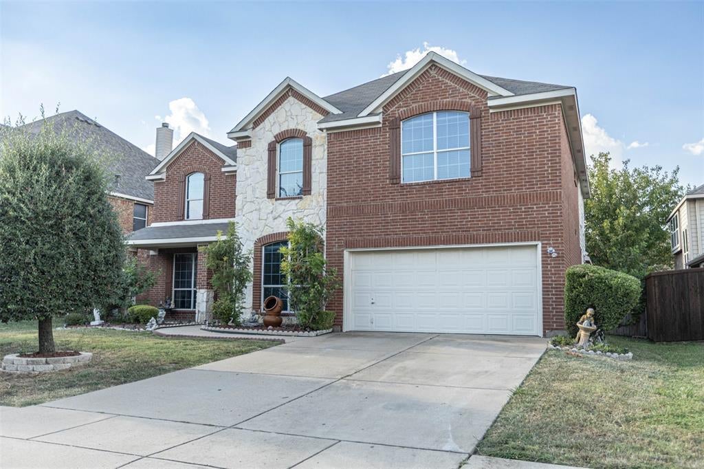 2228 Sparrow Hawk Court, Grand Prairie