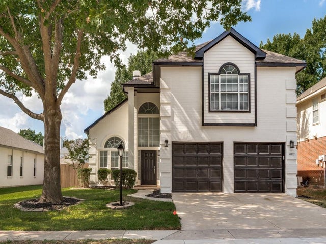 6717 Carrington Drive, Plano
