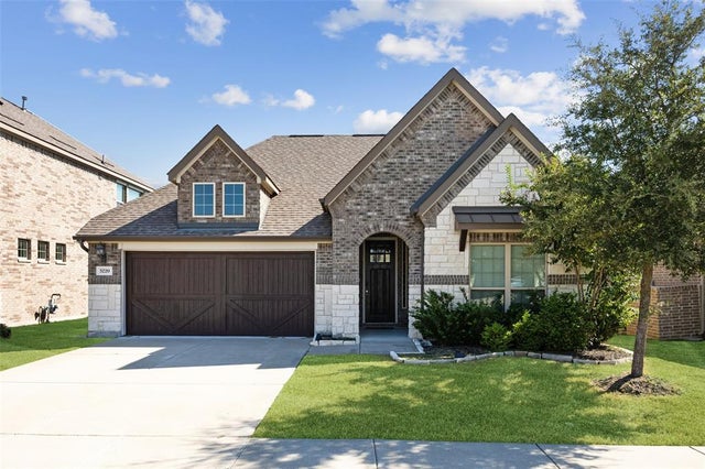 3220 Flowering Peach Drive, Heath