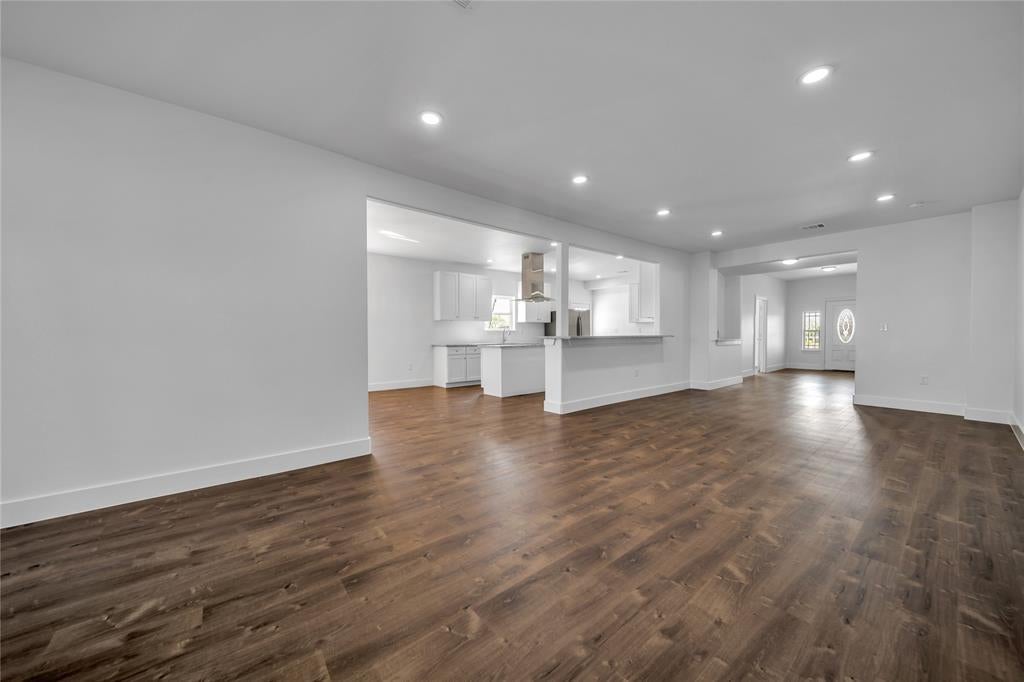 1128 Newton Road, Ferris