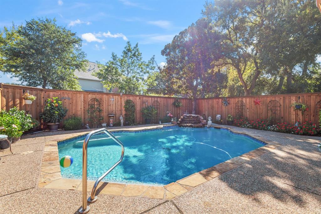 1301 River Oaks Drive, Flower Mound