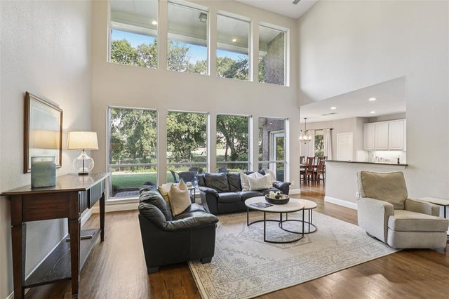 9212 Longview Drive, Plano