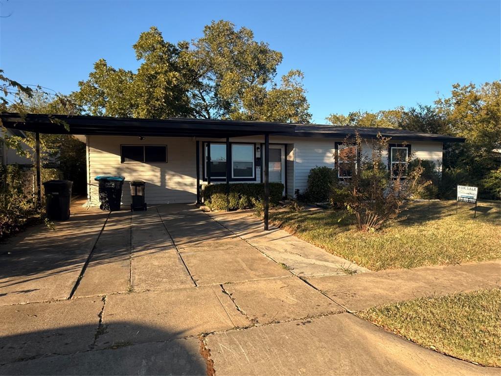 4025 Eastland Street, Fort Worth