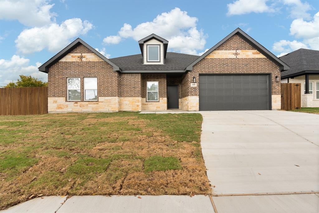 3420 Mount Horum Way, Fort Worth