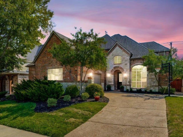8709 Herns Meadow Lane, McKinney
