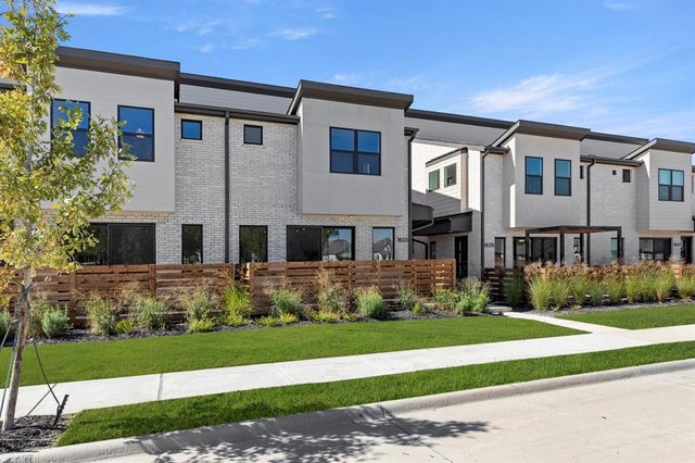 1833 Azalea Drive, Melissa