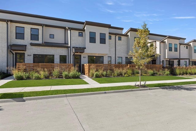 1831 Azalea Drive, Melissa