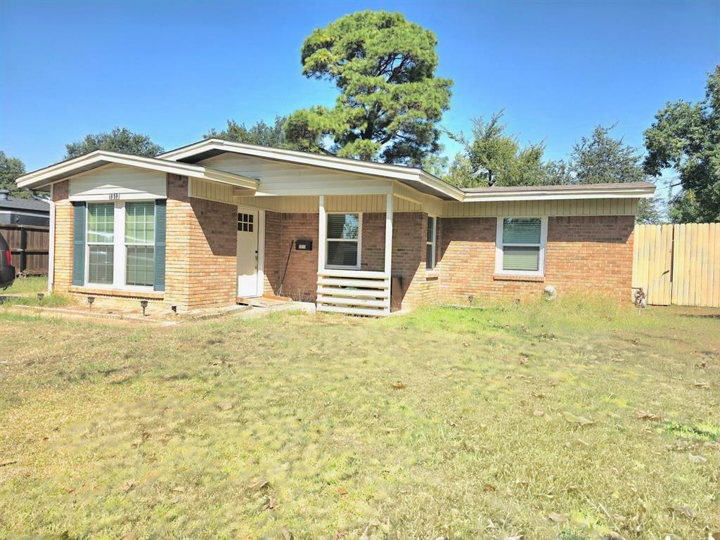 1513 Arcady Lane, Irving