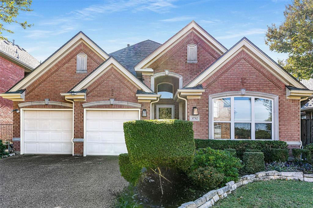 3752 Park Place, Addison