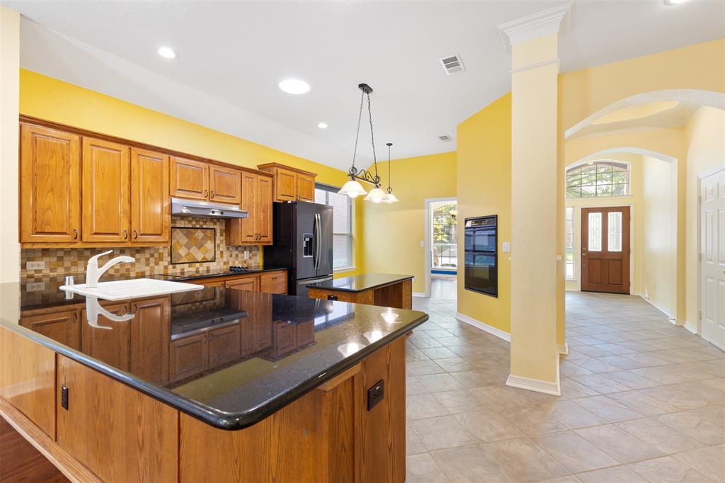 2219 Pecan Grove Court, Dallas