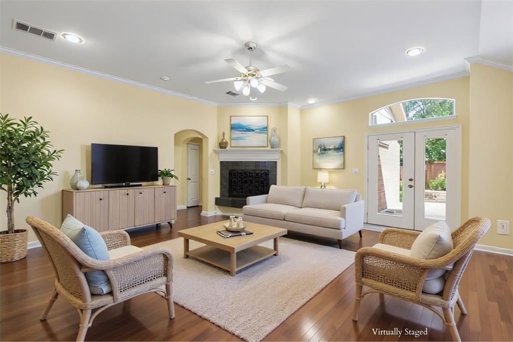 2219 Pecan Grove Court, Dallas