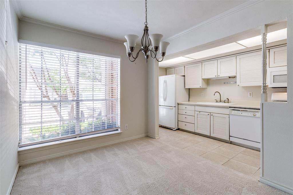 5833 Copperwood Lane 1131, Dallas