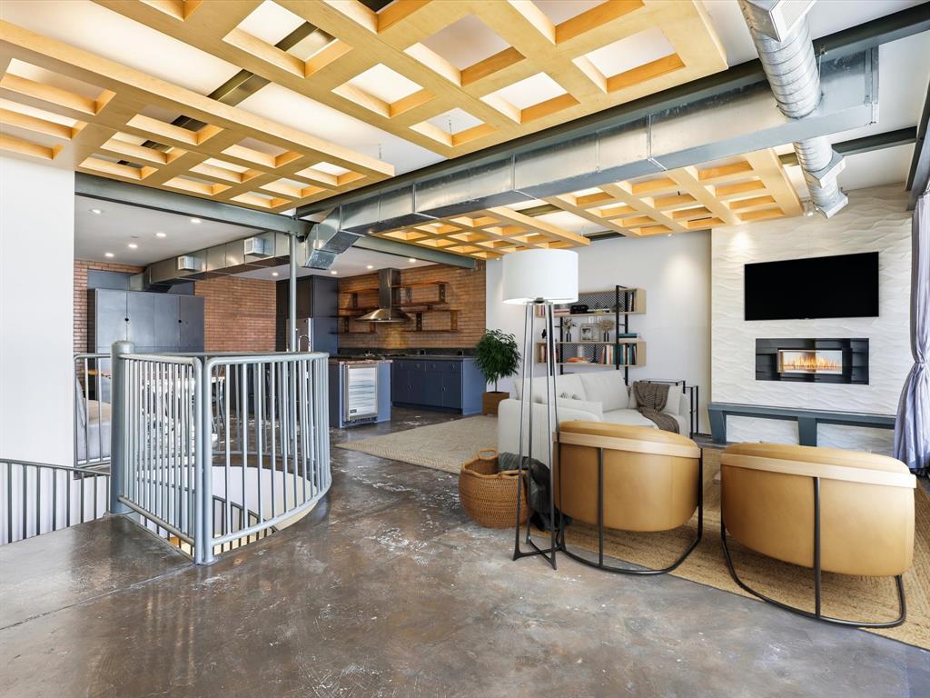 511 N Akard Street 1505, Dallas