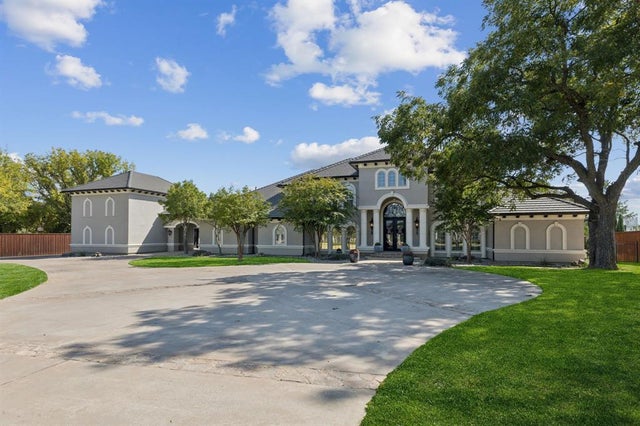 351 S White Chapel Boulevard, Southlake