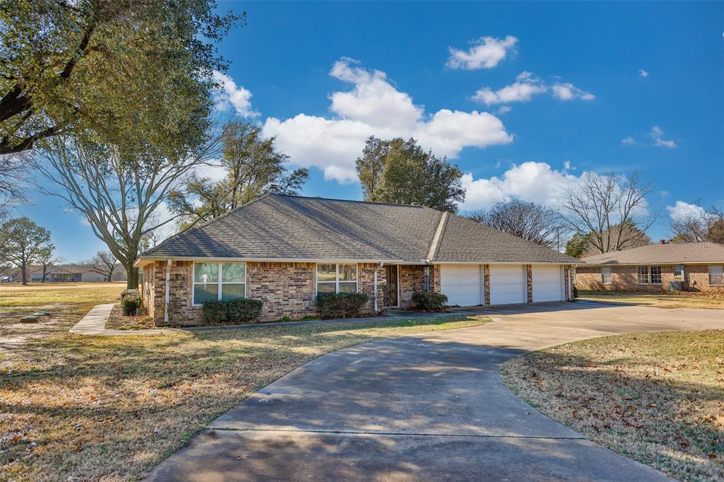 230 Navajo Trail, Lake Kiowa