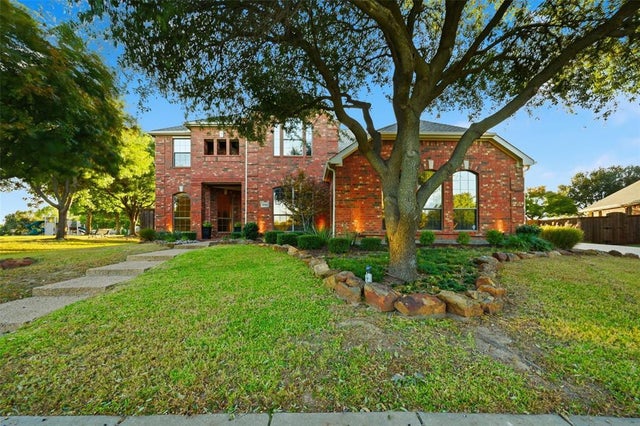 2016 Red Rock Drive, McKinney