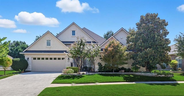 9501 Grandview Drive, Denton