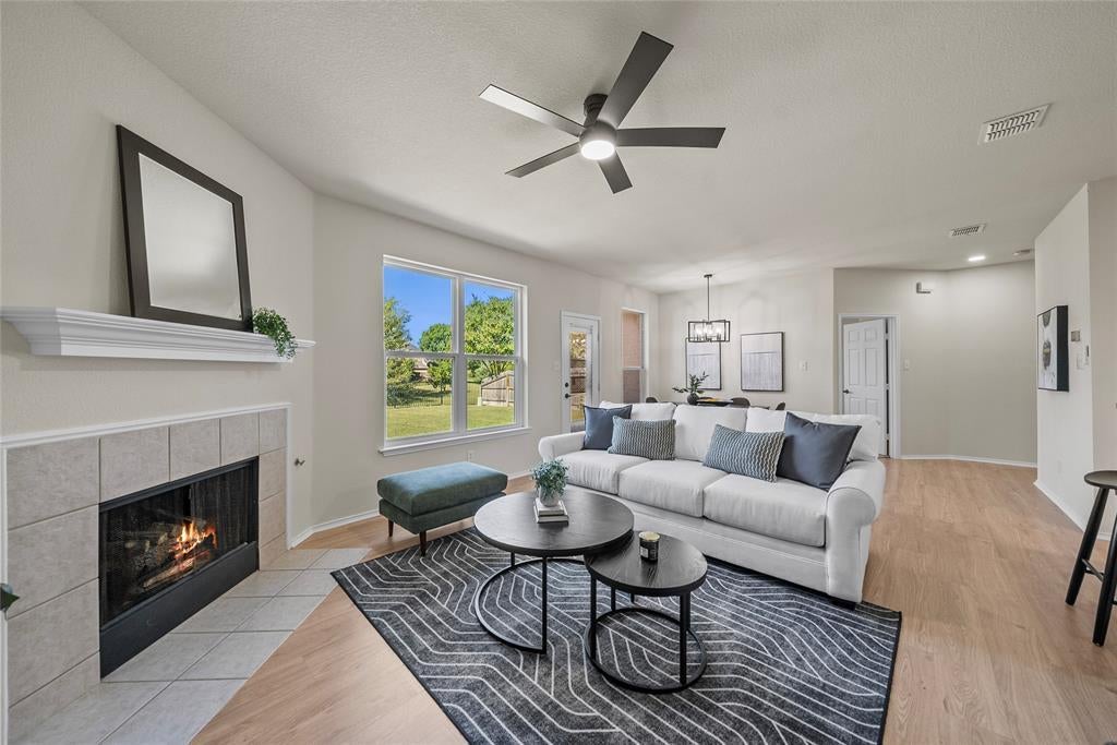 11909 Hickory Circle, Fort Worth