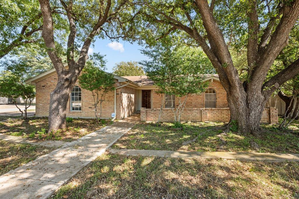 5812 Lance Court, Haltom City