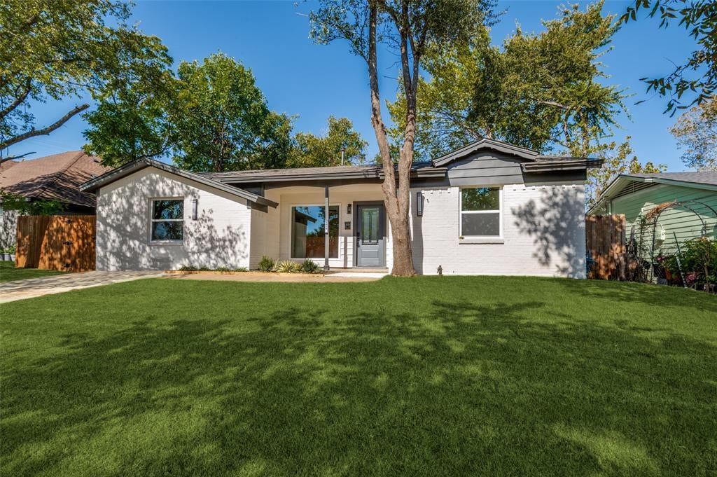 2015 Cartwright Street, Irving