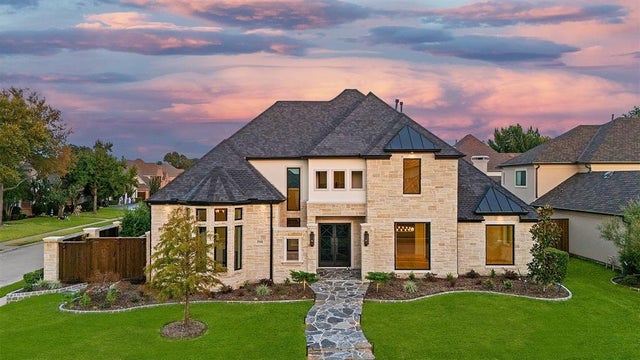 5948 King William Drive, Plano