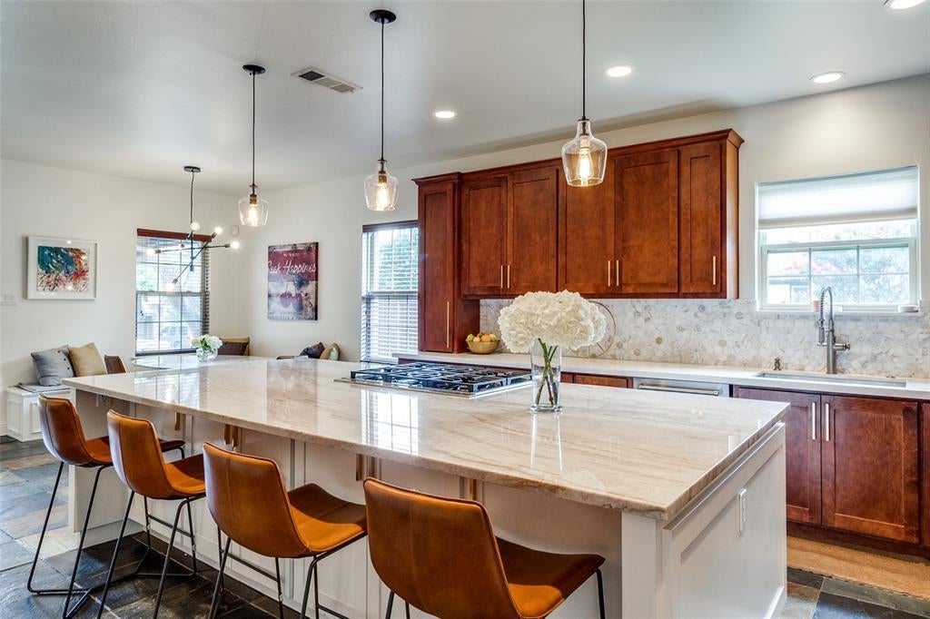 6002 Mercedes Avenue, Dallas