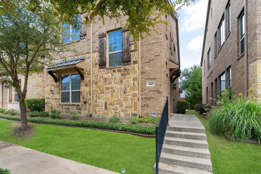 845 Rohan Drive, Richardson