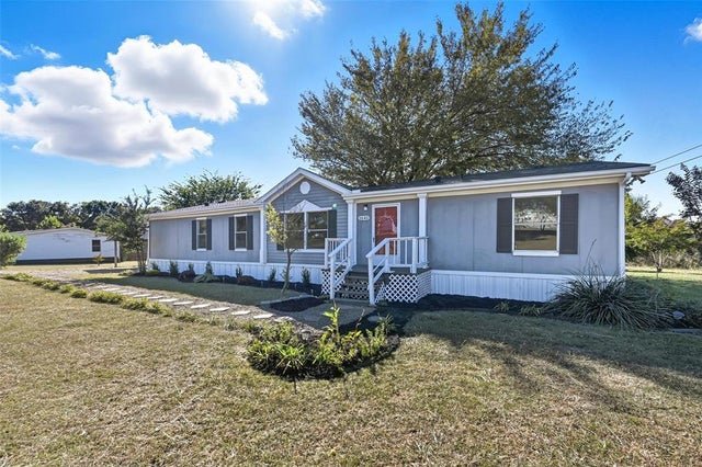 2645 Bryant Street, Melissa