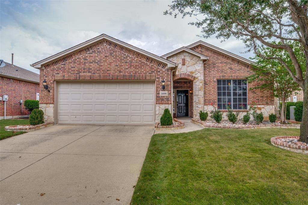 1698 Overwood Drive, Frisco