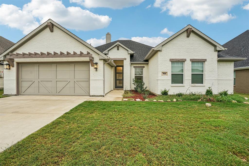 908 Tesslynn Avenue, Godley