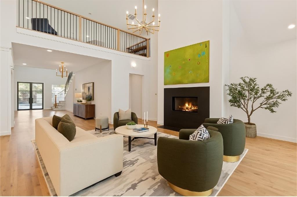 10565 Cromwell Drive, Dallas