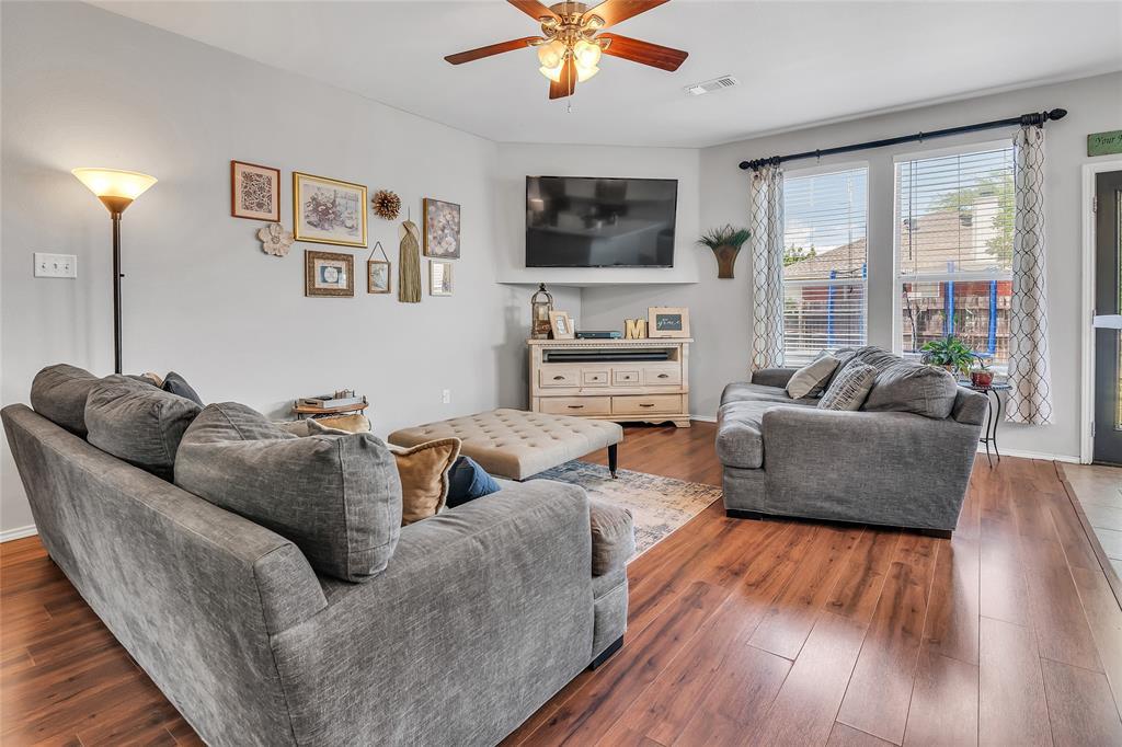 9029 Winding River Drive, Fort Worth