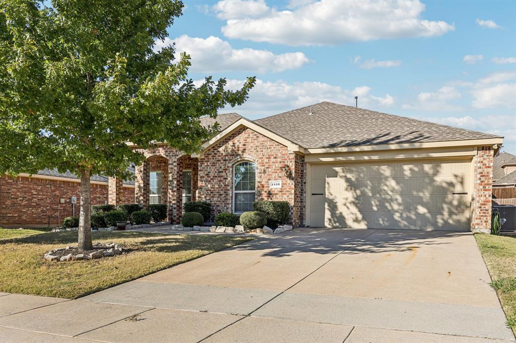 1416 Clayton Lane, Celina