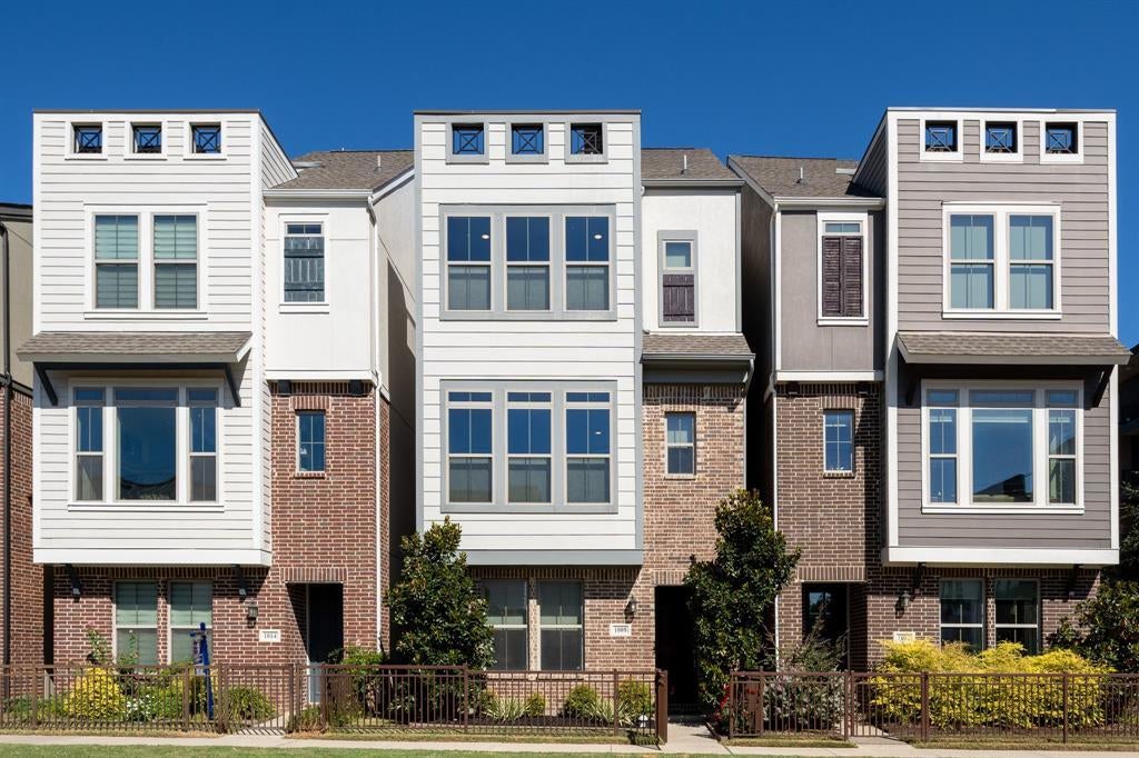 1008 Manacor Lane, Dallas