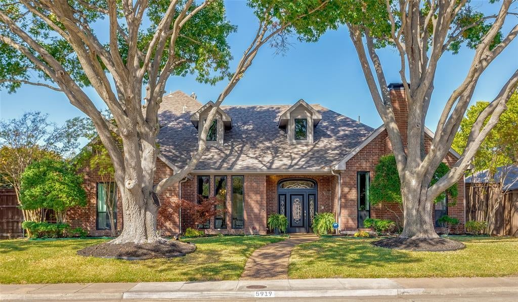 5919 Mapleshade Lane, Dallas