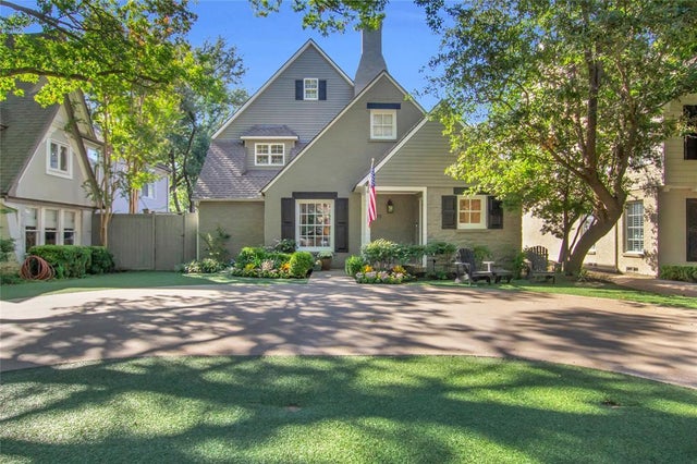 3733 Stanford Avenue, University Park