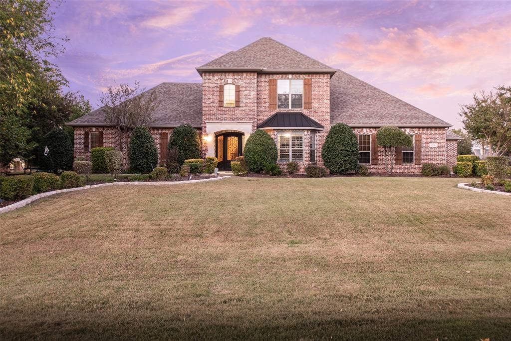 303 Lago Grande Trail, Wylie