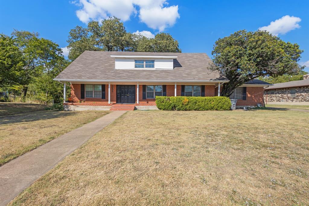 6903 Woodhill Road, Dallas