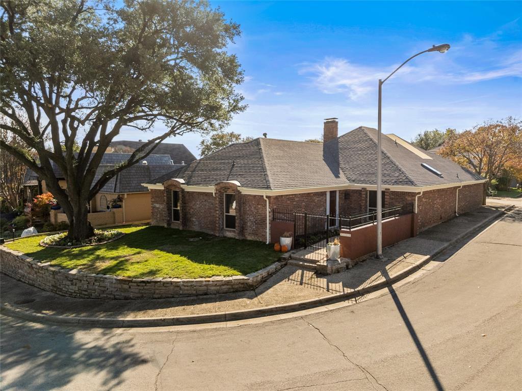 8115 Old Moss Road, Dallas