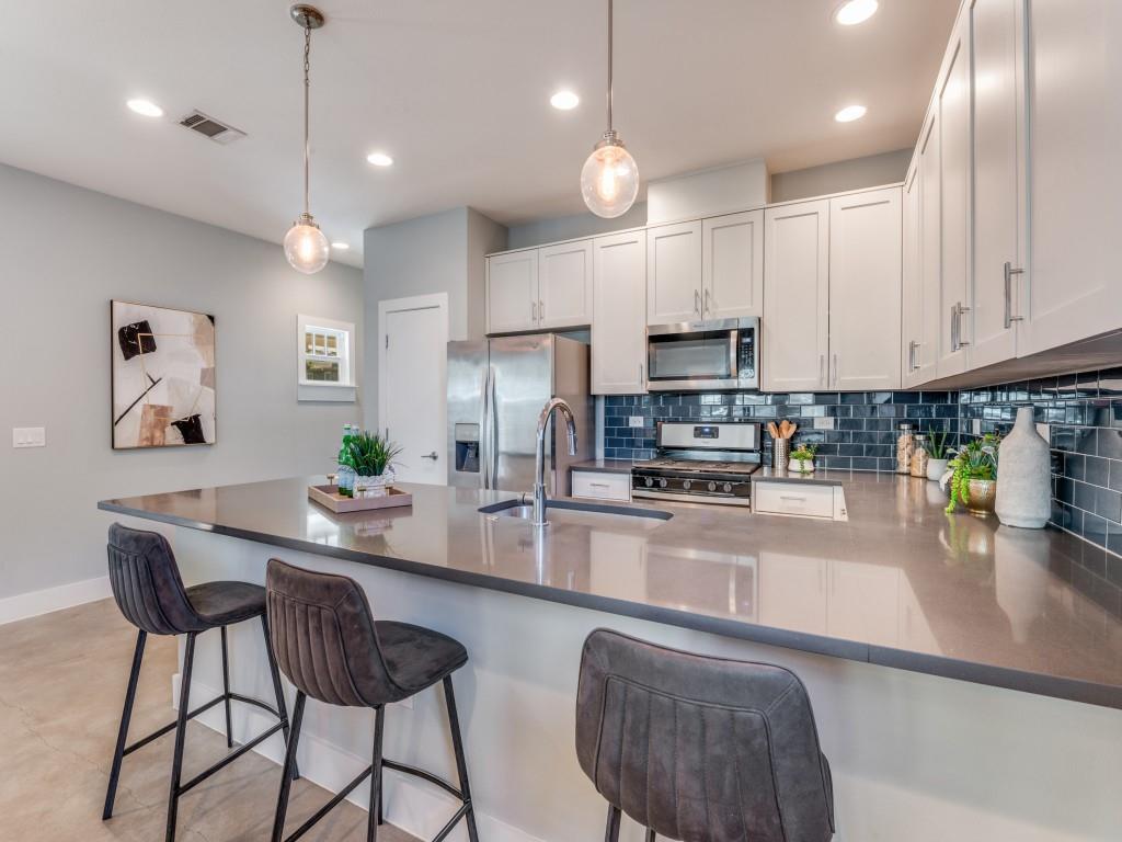 1621 Kyle Avenue, Dallas