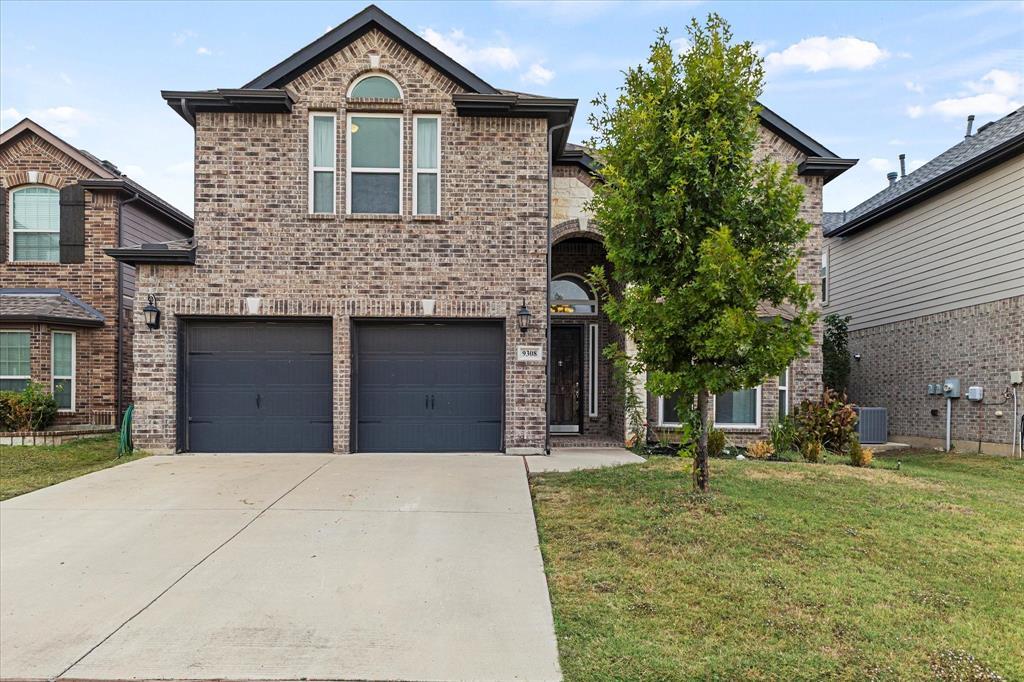 9308 Saltbrush Street, Fort Worth