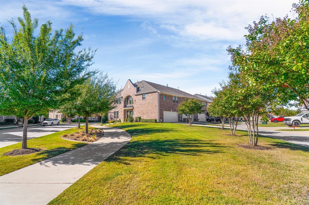 435 Madison Avenue, Fairview