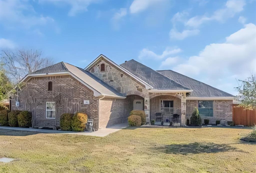 563 Lakeside Drive, Rockwall