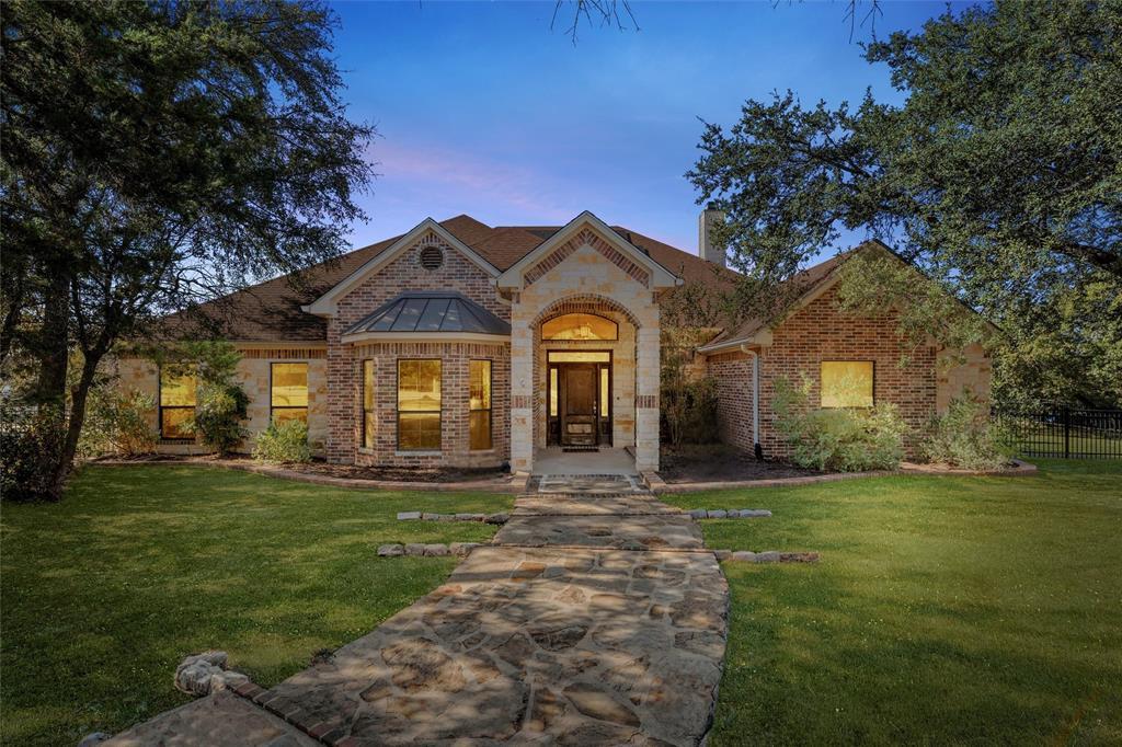 1125 Whispering Oaks, China Spring